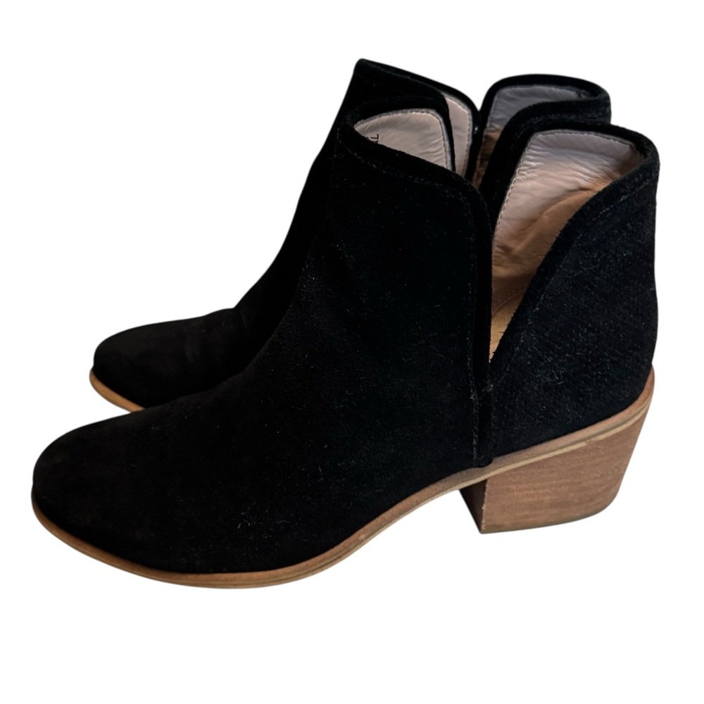 BP Urban Outfitters High End Black Suede Ankle Boots Women’s 7M NICE